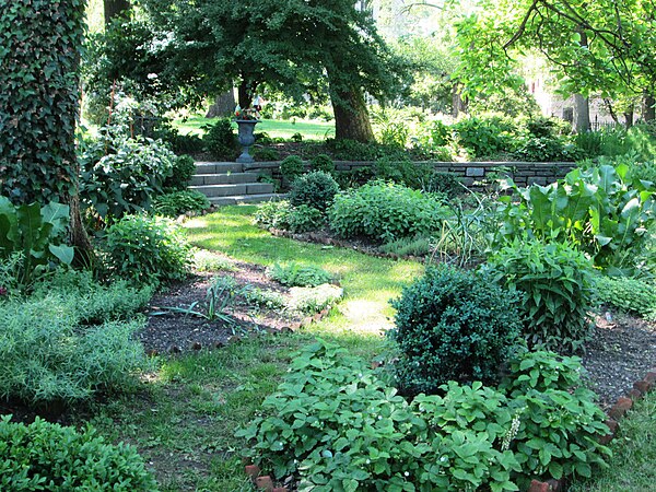 The sunken garden in Roger Morris Park in 2014