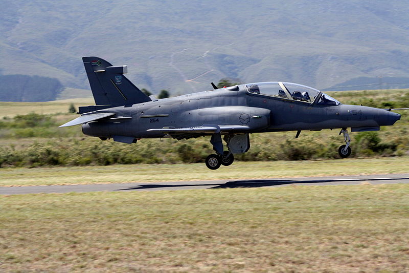 File:SAAF Hawk Mk 120 254 (6779789110).jpg