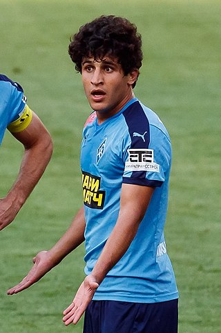 <span class="mw-page-title-main">Safaa Hadi</span> Iraqi footballer (born 1998)