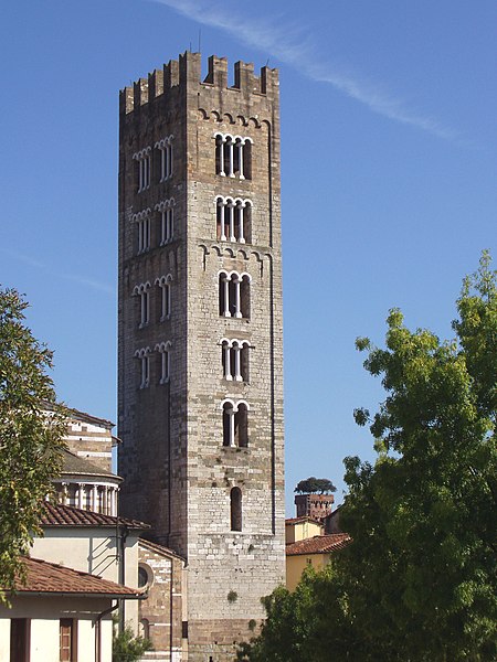 File:San Frediano, Lucca, Italy - tower.JPG