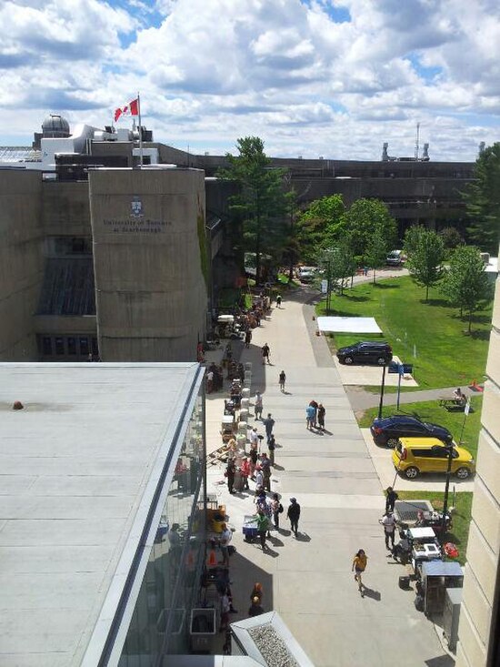 Filming at University of Toronto Scarborough in August 2015