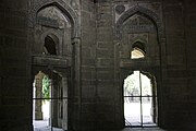 The mausoleum contain the grave of Sikandar LodI’s tomb and surrounded by a square garden, enclosed within high walls.