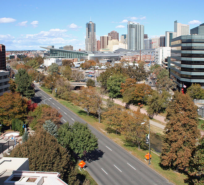 File:Speer Boulevard Denver.JPG