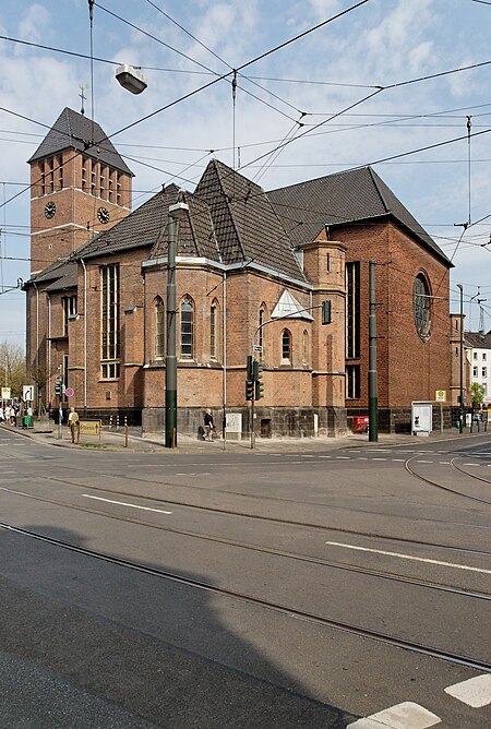 St. Martin in Duesseldorf Bilk, von Suedwesten