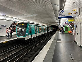 Vue d'ensemble des quais.