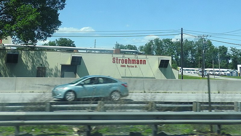 File:Stroehmann in Harrisburg jeh.jpg