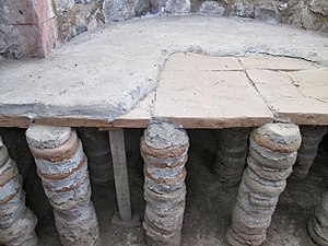 Detalle del caldarium de las termas cerca de Garni