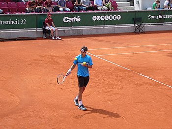 Slutsegraren Tommy Robredo under en match mot Jonas Björkman