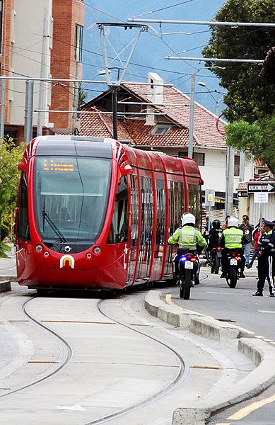 File:Tranvía de Cuenca 06.jpg