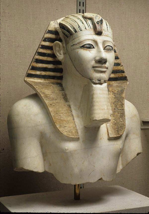 Upper part of a statue of Thutmose III