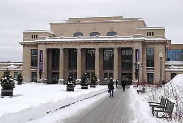 파일:Villeray–Saint-Michel–Parc-Extension_-_Station_Parc.jpg