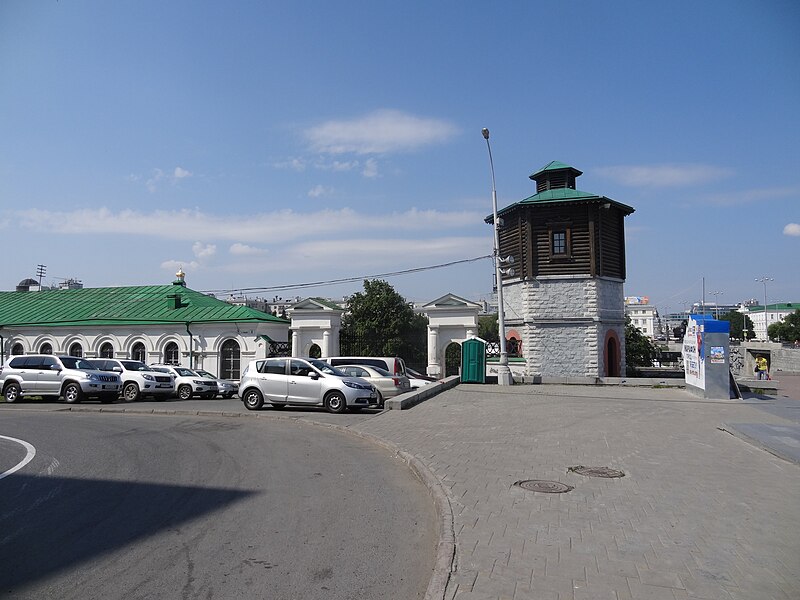 File:Water Tower in Yekaterinburg (9).jpg