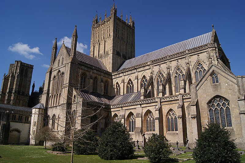 File:Wells Cathedral (St. Andrew) (16468659543).jpg