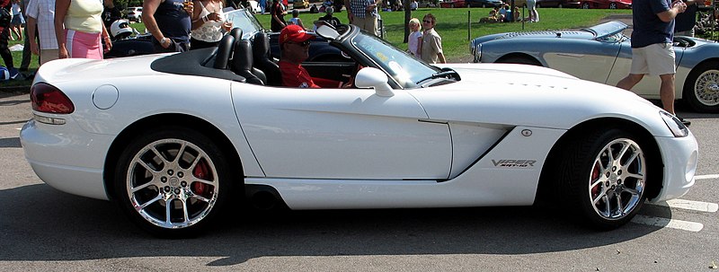 File:White Viper SRT-10.jpg