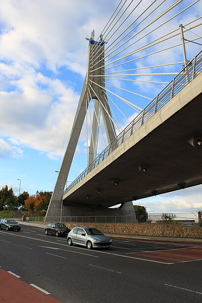 How to get to William Dargan Bridge with public transit - About the place