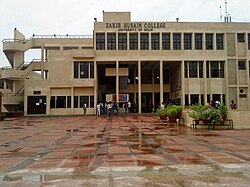 Zakir Husain College, Delhi.jpg