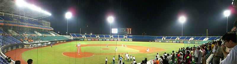 File:雲林縣斗六棒球場 - panoramio.jpg