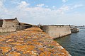 Bastion de Groix de la citadelle de Port-Louis vu du mur sud donnant accès au bastion des Chambres.