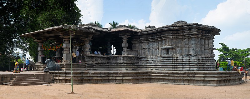 File:1000pillar temple warangal.jpg