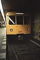Triebwagen der Baureihe D im U-Bahnhof Wilmersdorfer Straße, 1986