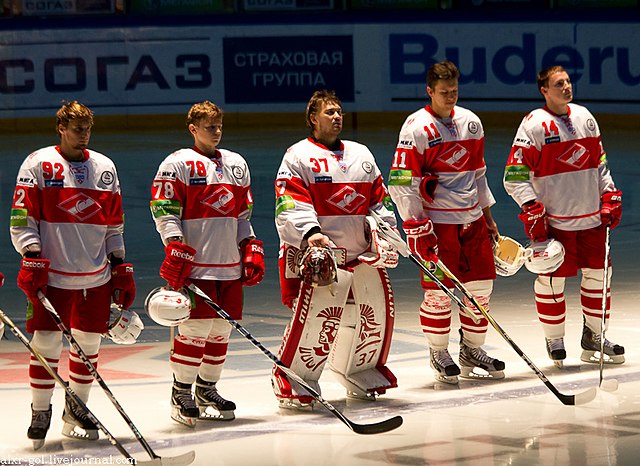 File:2011-10-10 Amur—Spartak Moscow KHL-game.jpeg - Wikimedia Commons