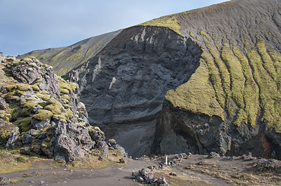 Outcrops and erosion at Bláhnjúkur