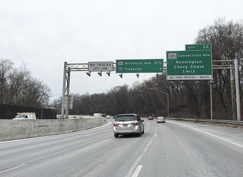 File:2016-01-22 09 51 50 View west along the outer loop of the Capital Beltway (Interstate 495) about 1 mile east of Exit 33 (Maryland State Route 185-Connecticut Avenue, Kensington, Chevy Chase) in Montgomery County, Maryland.jpg