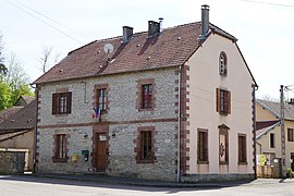 Das Rathaus in Longevelle