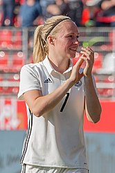 2017-04-09 Jalkapallo, naiset, kansainvälinen ottelu, Saksa - Kanada;  Pauline Bremer;  IMG 6067 LR10 by Stepro.jpg