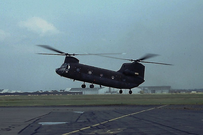 File:22283 Chinook USAF CVT 10-07-81 (25497850608).jpg