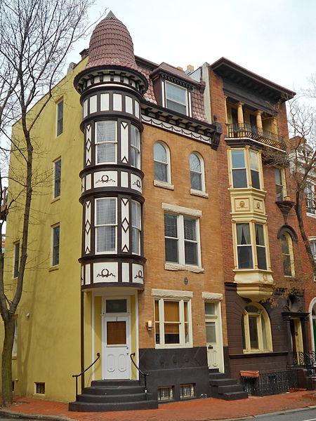 File:921 Spruce Philly.JPG