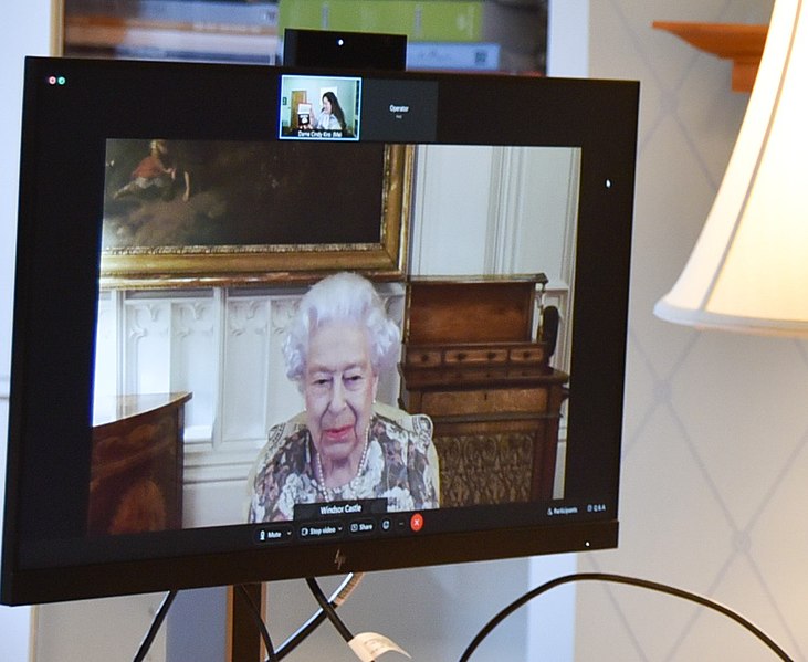 File:A private audience with Her Majesty Queen Elizabeth II.jpg