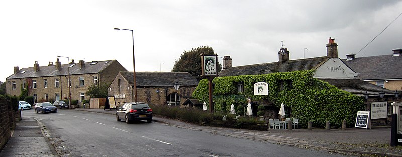 File:Ainley Top New Hey Road 2016 01.jpg