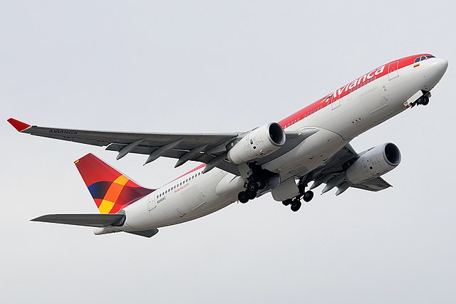 airbus a330 seating avianca