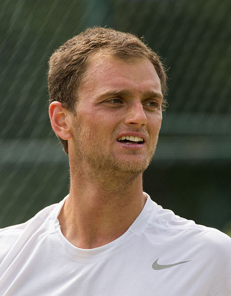 File:Aleksandr Nedovyesov 4, 2015 Wimbledon Qualifying - Diliff.jpg