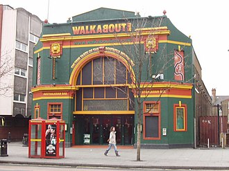 Walkabout Pub circa 2008 Australian bar at Shepherd's Bush - geograph.org.uk - 725313.jpg