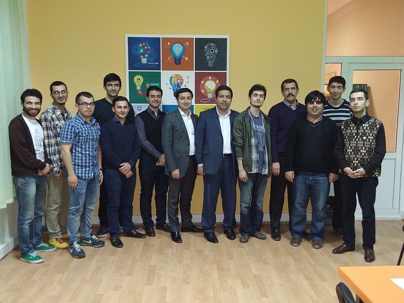 File:Azerbaijani Wikimedians meeting 15.04.2015 - 5.jpg
