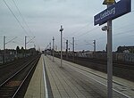 Bahnsteig in Hannover-Ledeburg (Platform of Hannover-Ledeburg station) (geo.hlipp.de 118899).jpg