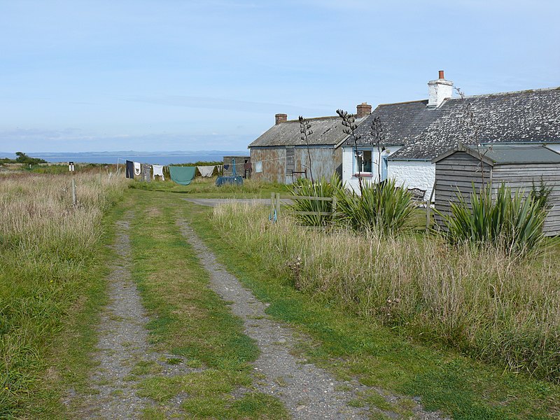 File:Balgowan Cottage - geograph.org.uk - 2046089.jpg