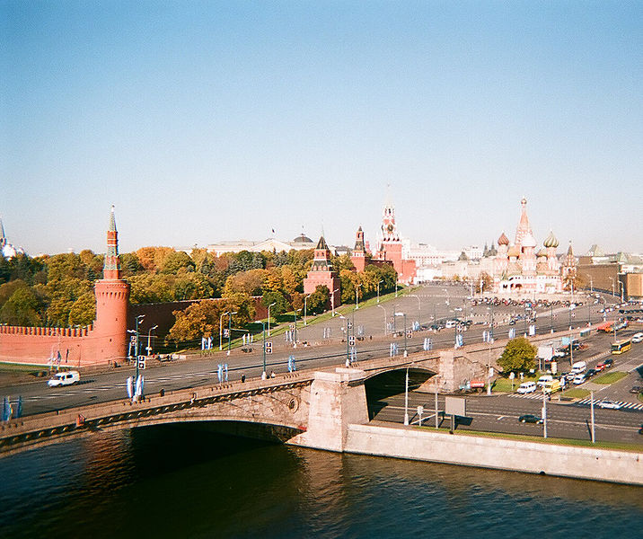 File:Baltschug view of Kremlin.jpg