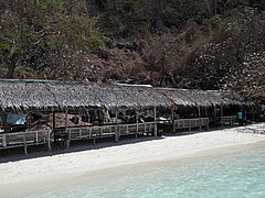 Banol Beach cottages