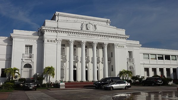 Image: Batangas Capitol (side view) (J.P. Laurel Highway, Batangas City)(2018 07 30)