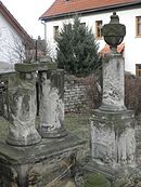 Bechstedtstrasse - Gravestones in the churchyard.jpg