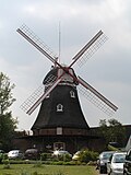 Bederkesa Dutch windmill 2006 by-RaBoe.jpg