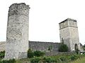 Barbacana del castillo de bellocq, foso, torre, muro cortina