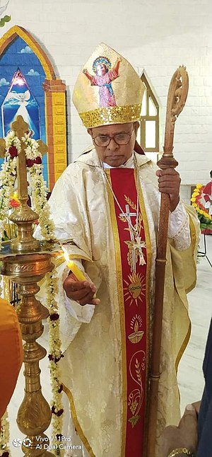 Bishop Singaroyan.jpg