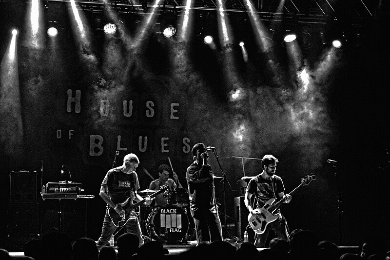 File:Black Flag Live at HOB, LA 2014.jpg