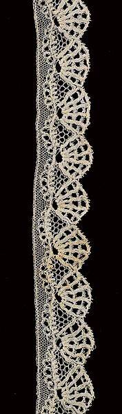 File:Border (ST409) - Lace-Bobbin Lace - MoMu Antwerp.jpg