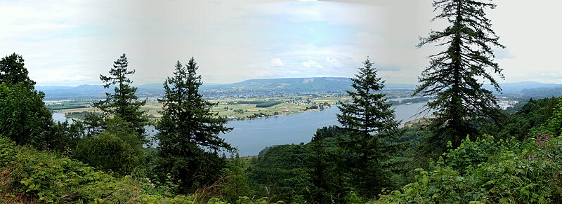 File:Bradley State Scenic Area panorama.jpg