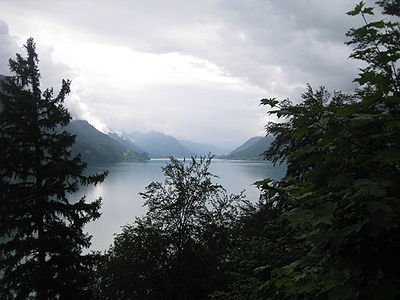 Picture of Lake Brienz in Berner Oberland